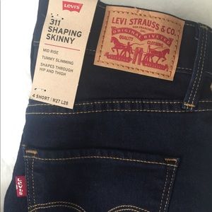 Levi’s Jeans 311 Shaping Skinny